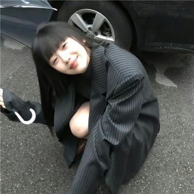 慈善晚宴实拍：名导之孙豪车代步炫富，被批炫富